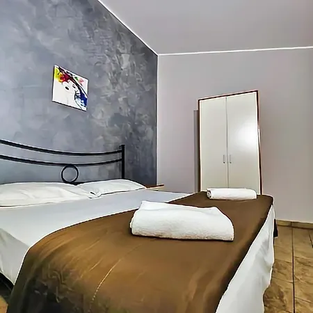 Etnapartment 4